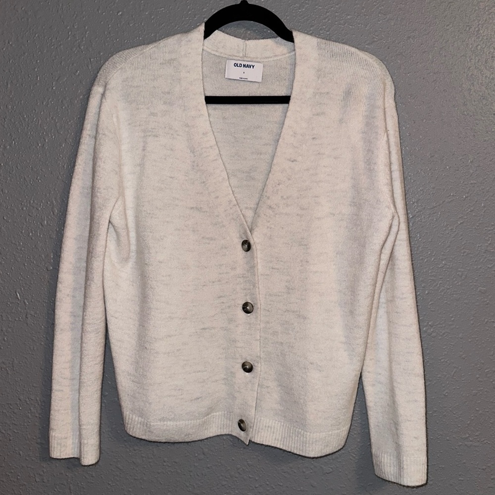 Soft & cozy white V-neck cardigan sweater old navy